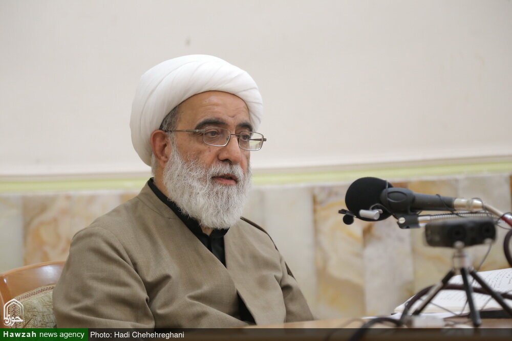 آية الله شَب‌زِندِه‌دار: على أئمة الجماعات وقوات التعبئة التصدي للانحرافات الاجتماعية