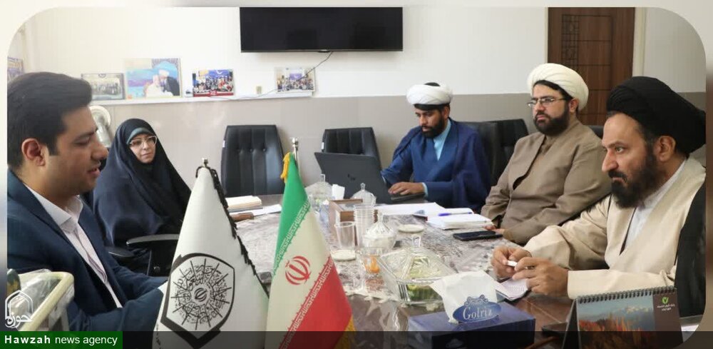 راهکارهای همکاری اداره استعدادهای درخشان با حوزه علمیه اصفهان بررسی شد