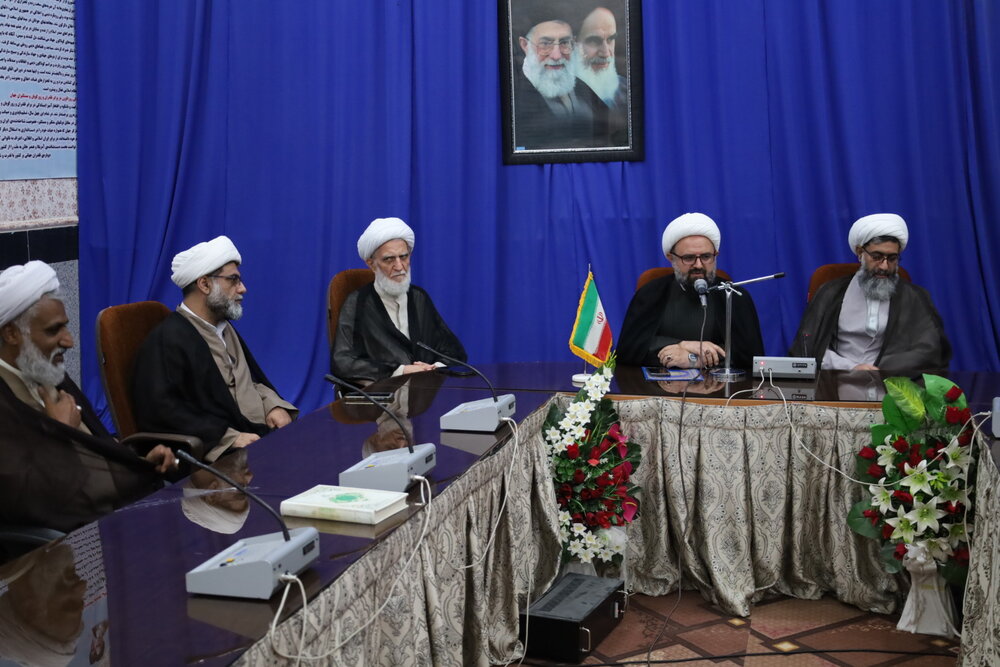 دیدار مدیر حوزه علمیه سیستان و بلوچستان با کادر و اساتید مدارس علمیه زابل