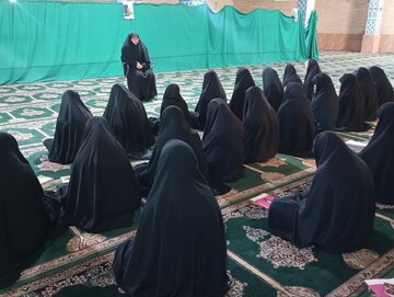 نماز شب تمرینی برای اخلاق‌مداری و دوری از بدی‌ها است+عکس