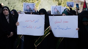 تصاویر/ تجمع حمایتی در حمایت از بانوی البرزی سرکار خانم مهدیه اسفندیاری