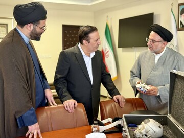 تصاویر / دیدار استاندار و مدیر کل اوقاف استان قزوین با رئیس سازمان اوقاف وامور خیریه کشور