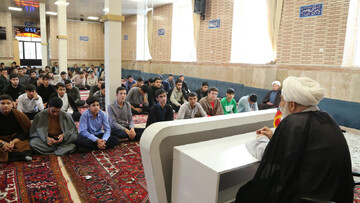 ساده‌زیستی و مردم‌داری میراث ماندگار علما در طول تاریخ