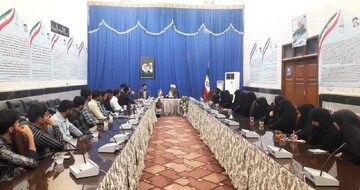 نقد دلسوزانه و مطالبه‌گری مؤدبانه شاخص حرکت دانشجوی انقلابی است