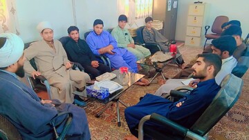 نشست بسیج مدرسه علمیه علی بن ابی‌طالب(ع) ریگان برگزار شد+عکس