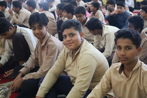 حضور اعضای شورای حوزه علمیه استان هرمزگان در مدارس شهر سندرک
