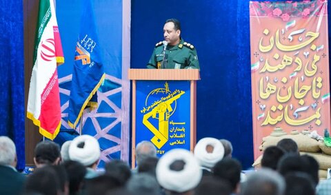 تصاویر/ مراسم بزرگداشت شهدای وحدت و امنیت در تیپ تکاور صاحب‌الزمان (عج) سیرجان