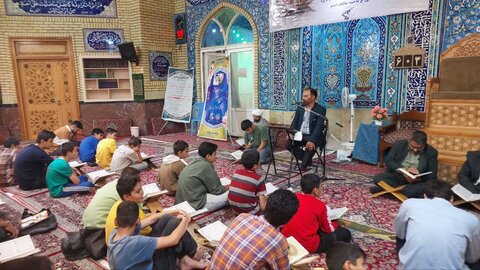 تصاویر/ مرحله مقدماتی سی و دومین دوره مسابقات قرآن و عترت(ع) بسیج تهران