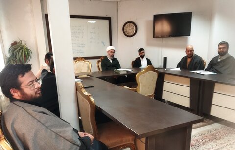 تصاویر/ کارگاه «طلبه تراز انقلاب» در مدرسه علمیه سفیران هدایت امام صادق (ع)