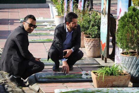 تصاویر/گلباران قبور مطهر شهدای اراک به مناسبت آغاز هفته فرهنگی اراک