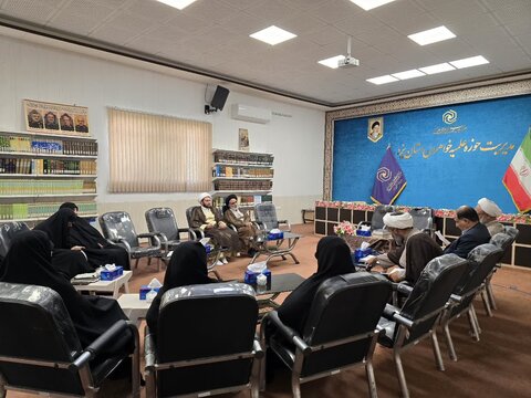 حضور حجت‌الاسلام  و المسلمین ربانی در مدیریت حوزه علمیه خواهران استان یزد