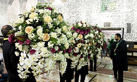 تصاویر/ مراسم تعویض گلدان‌های ضریح حضرت عبدالعظیم حسنی(ع)