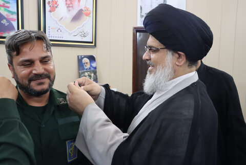 تصاویر/ دیدار فرمانده تیپ الغدیر استان با امام جمعه بافق