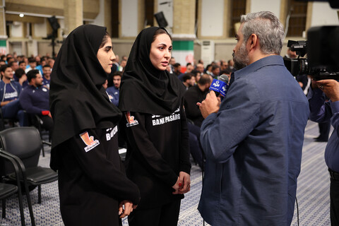 تصاویر/ دیدار قهرمانان و مدال‌آوران ورزشی و المپیادهای علمی جهانی با رهبر انقلاب