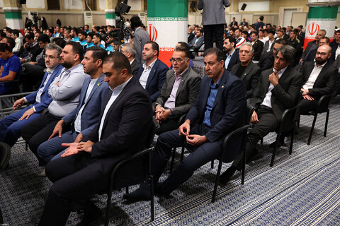 تصاویر/ دیدار قهرمانان و مدال‌آوران ورزشی و المپیادهای علمی جهانی با رهبر انقلاب