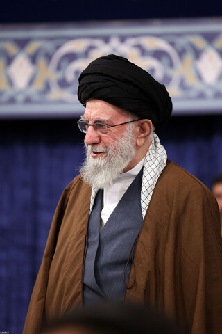 تصاویر/ دیدار قهرمانان و مدال‌آوران ورزشی و المپیادهای علمی جهانی با رهبر انقلاب