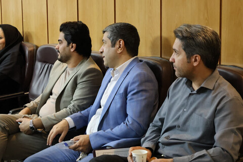 تصاویر/درس اخلاق با حضور حجت‌الاسلام طاهری ویژه استادان دانشگاه علوم پزشکی همدان برگزار شد