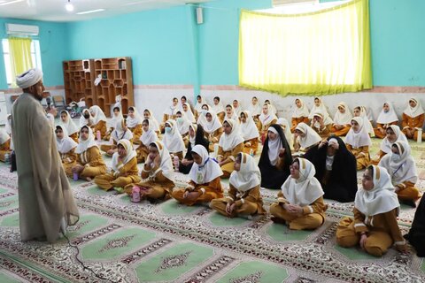 تصاویر/ ائمه جمعه استان بوشهر در جمع دانش آموزان مدارس