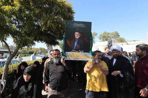 تصاویر / مراسم تشییع پدر شهیدان نادرالاصلی در اصفهان