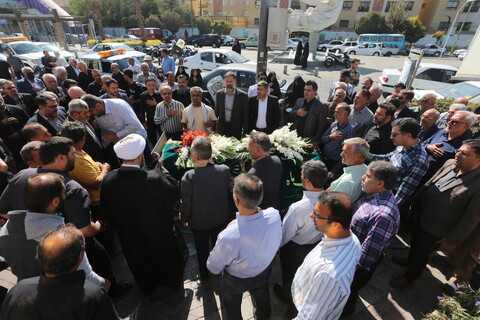 تصاویر / مراسم تشییع پدر شهیدان نادرالاصلی در اصفهان