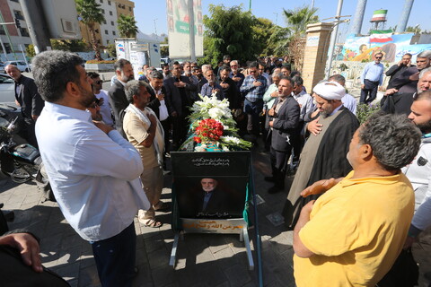 تصاویر / مراسم تشییع پدر شهیدان نادرالاصلی در اصفهان