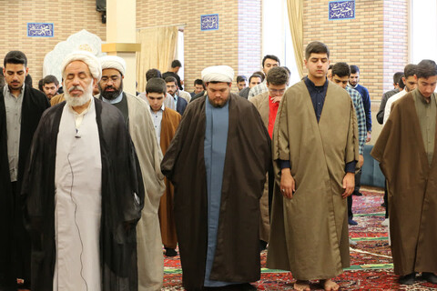 تصاویر/ هشتمین جلسه برنامه «طلبه باشیم» در مدرسه علمیه امیرالمومنین(ع)تبریز