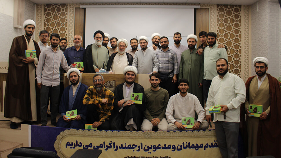 کارگاه آموزشی صحنه نما برگزار شد