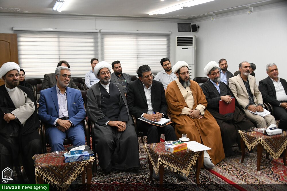 زکات، مایه پاکی و رشد معنوی جامعه است  