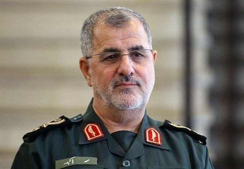 قائد الحرس الثوري يوجه رسالة إلى الشعب اليمني إثر استشهاد الفريق الغماري