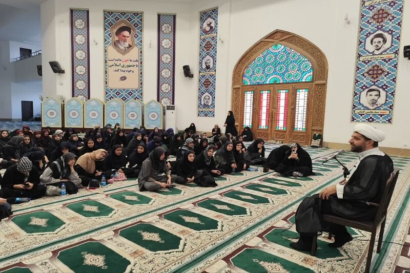 تبیین نقش حجاب در حفظ کرامت انسانی و سلامت اجتماعی ضرورت نسل جوان است