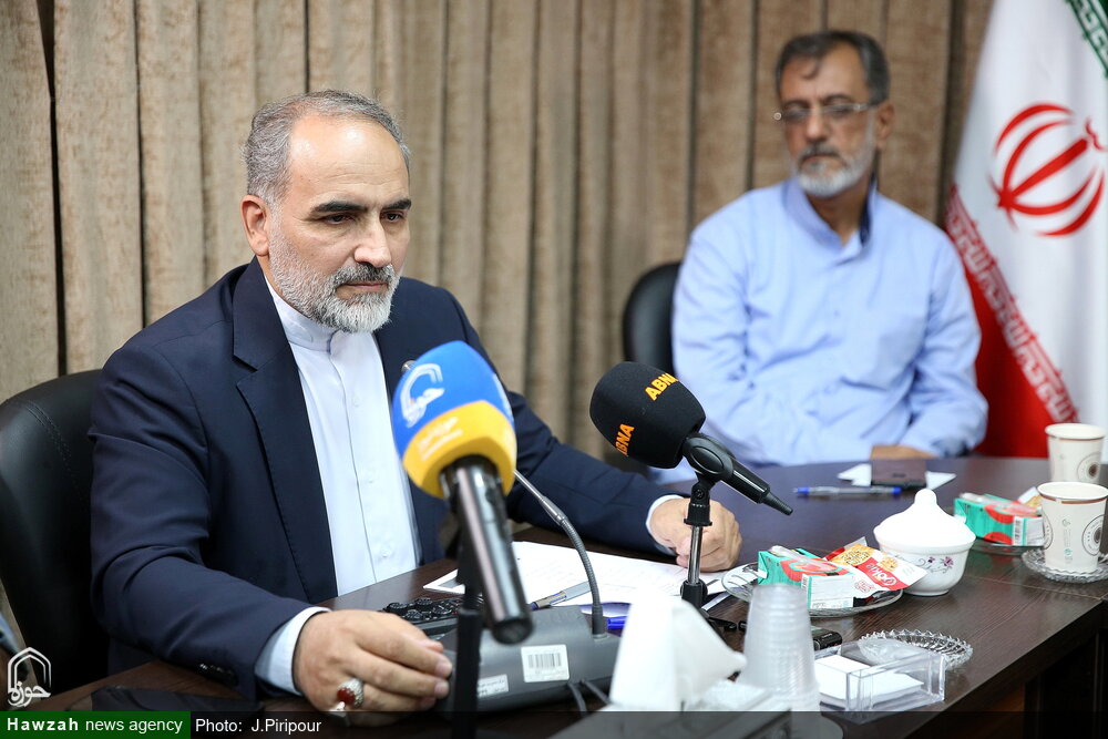 کنگره بینالمللی مرحوم میرزای نائینی در قم و مشهد برگزار میشود / مرحوم نائینی فقیهی که دین را از سیاست جدا نمیدانست
