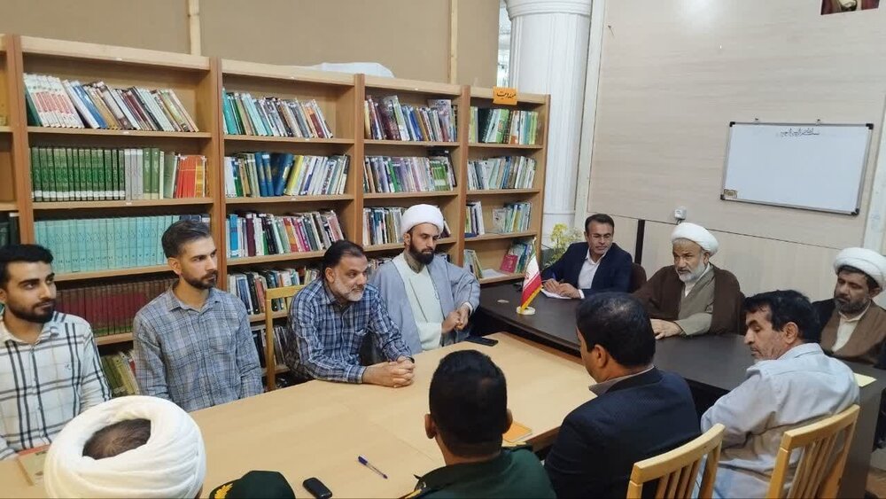 مساجد به پایگاه‌های تربیتی و فرهنگی تبدیل شوند