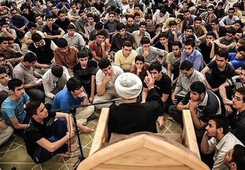 کار تبلیغی جذاب یک روحانی / راه اندازی نهضتی برای تربیت دینی نسل نوجوان و جوان