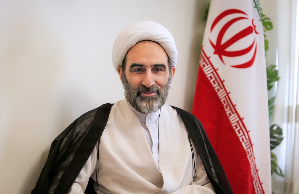 فرصت بازتولید فقه شیعه و سنی فراهم شده است