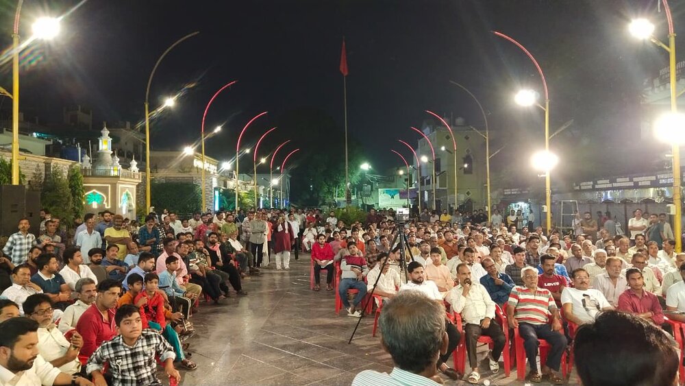 نشست اعتراضی علما و ذاکرین لکهنو در واکنش به سوءقصد به حجتالاسلام والمسلمین سید کلب جواد نقوی