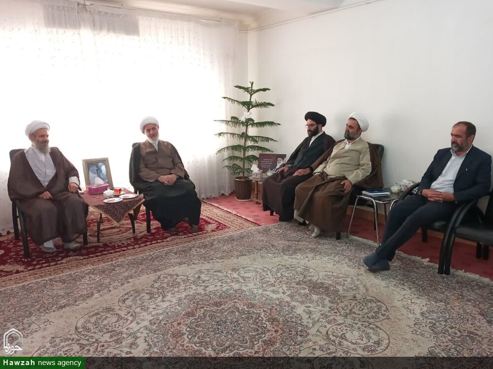 بررسی مسائل و چالش‌های پیش‌روی مدارس علمیه مراغه