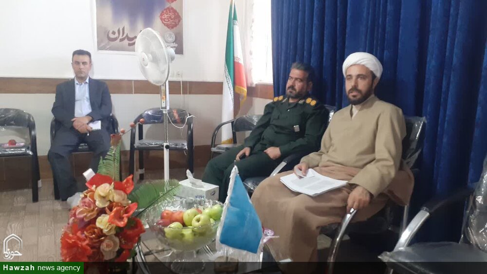 نماز اساس سعادت و آرامش انسان است