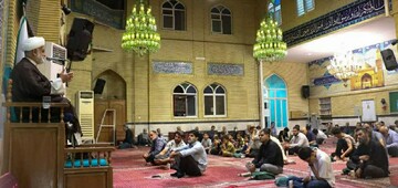 تصاویر/ جلسه تفسیر و آموزش تخصصی حفظ قرآن در مسجد جامع الغدیر