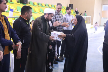 تجلیل از بانوان و دختران دارای حجاب برتر در مرکز آموزش ۰۲ شهید انشایی نزاجا+ عکس