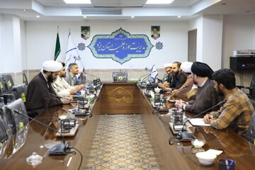 تصاویر/ برگزاری جلسه آموزشی قوانین کارکرد ویژه همکاران ستادی مدیریت حوزه علمیه استان یزد