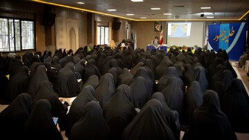 تصاویر/ برگزاری همایش طلیعه حضور با حضور نماینده ولی فقیه در استان البرز