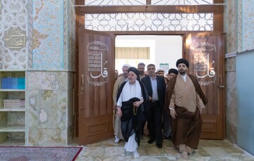 تصاویر/تشرف نماینده آیت الله العظمی سیستانی به زیارت امامزاده محمد عابد (ع) در اراک