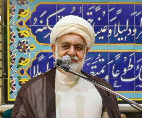 تصاویر/ تفسیر و آموزش تخصصی حفظ قرآن در مسجد جامع الغدیر تهران