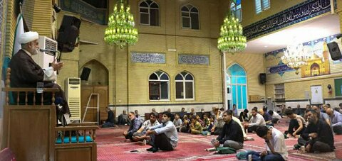 تصاویر/ تفسیر و آموزش تخصصی حفظ قرآن در مسجد جامع الغدیر تهران