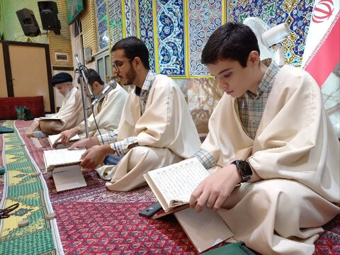 تصاویر/ تفسیر و آموزش تخصصی حفظ قرآن در مسجد جامع الغدیر تهران