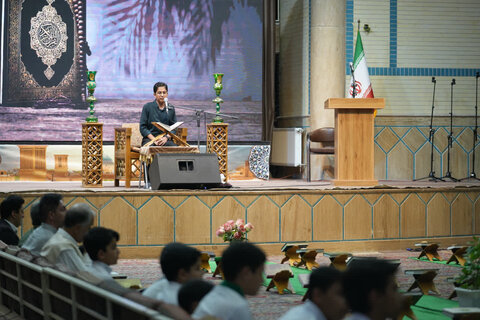 تصاویر/ برگزاری سی‌امین کرسی تلاوت نسیم انس