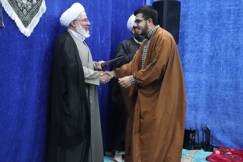 تصاویر/ درس اخلاق طلاب مدرسه علمیه امام خامنه‌ای ارومیه