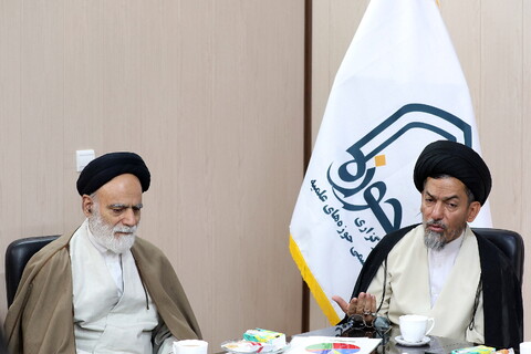 تصاویر/ بازدید نماینده ولی فقیه در بنگلادش از خبرگزاری حوزه