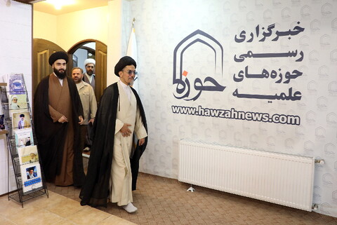 تصاویر/ بازدید نماینده ولی فقیه در بنگلادش از خبرگزاری حوزه