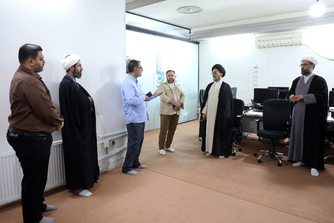 تصاویر/ بازدید نماینده ولی فقیه در بنگلادش از خبرگزاری حوزه